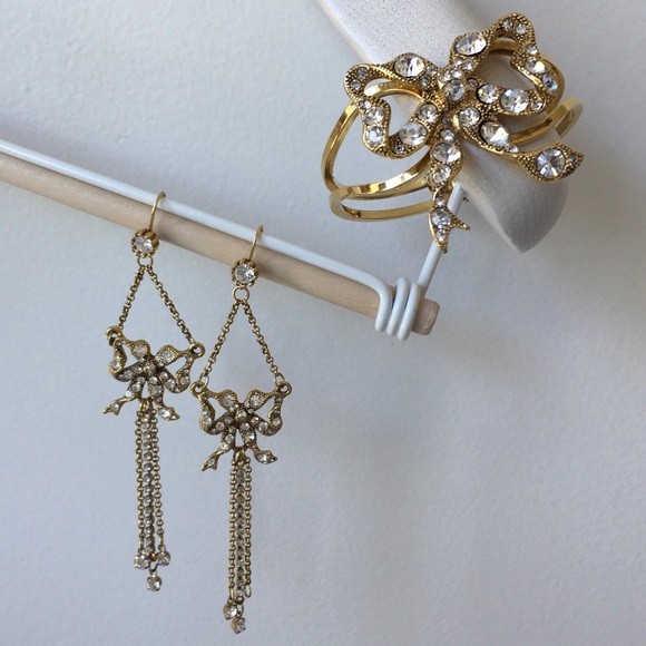 Betsey Johnson - Bow Bracelet & Earring Set - Picture 2 of 5